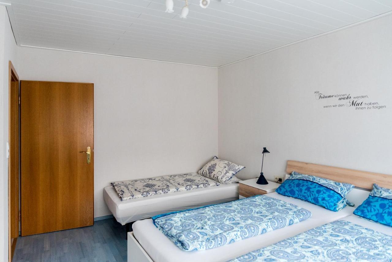Ferienwohnung Muench Mit Balkon Großheubach Exteriör bild